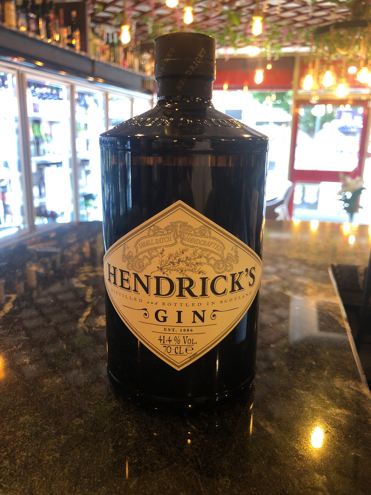 HENDRICK’S GIN (black bottle)