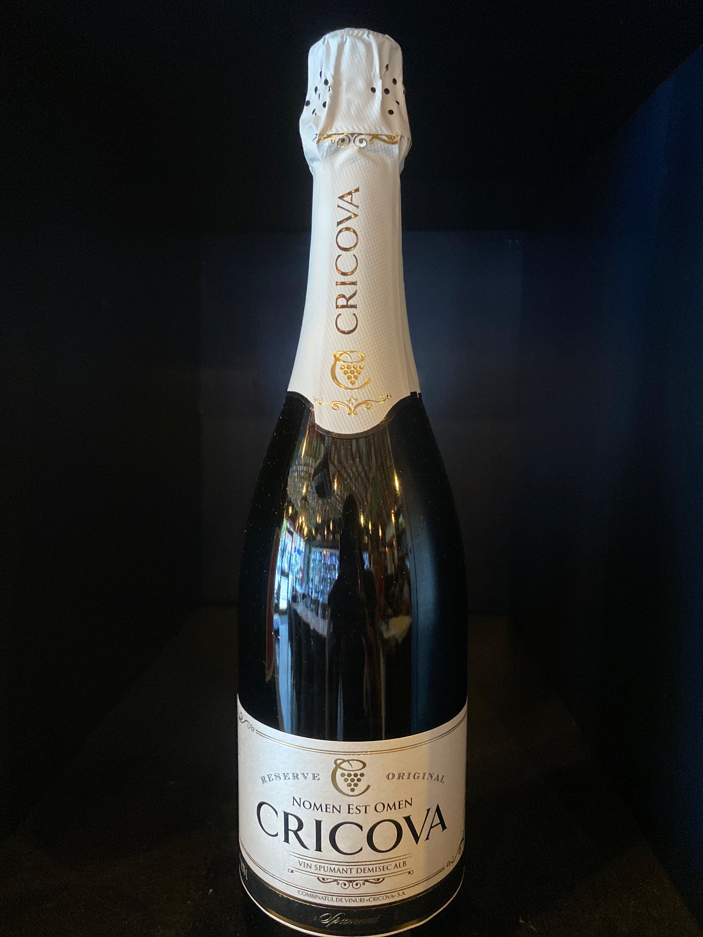 Cricova White Semidry Sparkling