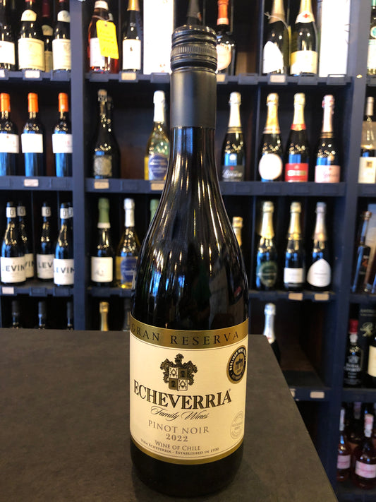Vina Echeverria, Gran Reserva, Valle De Casablanca, Pinot Noir 2022 (75cl)